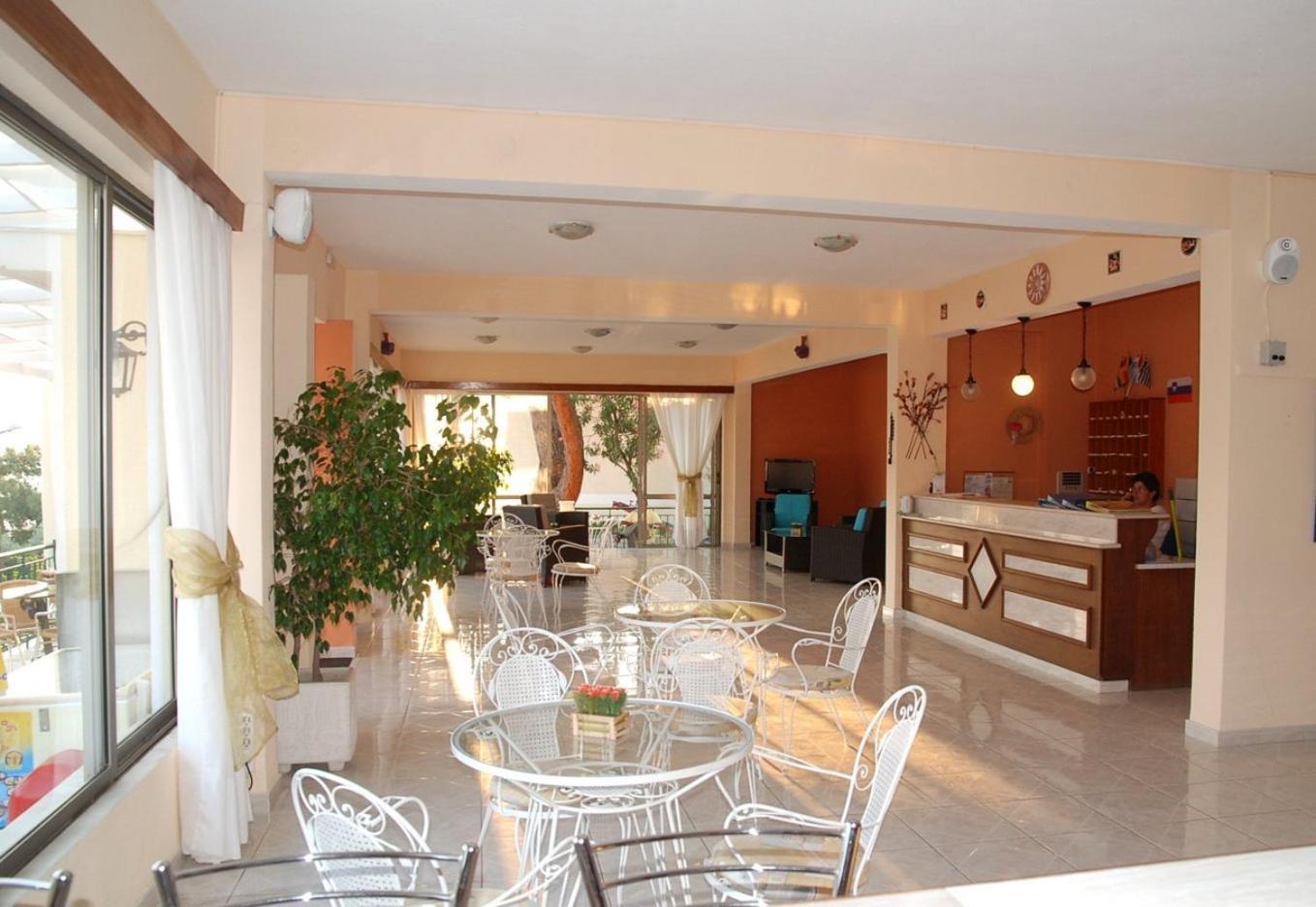 Anthemis Hotel Apartments Agia Paraskevi  Exterior foto
